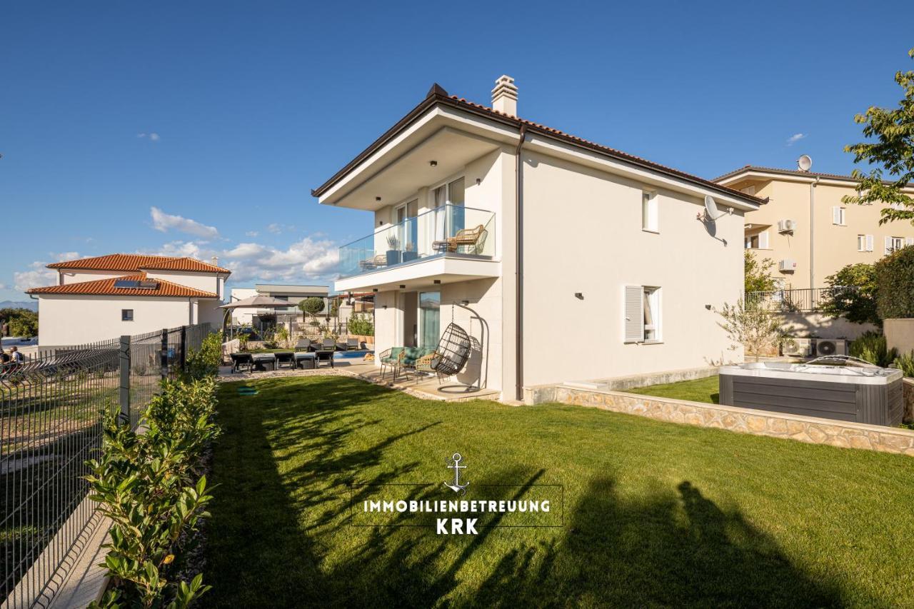 Villa Richard Malinska Exterior foto