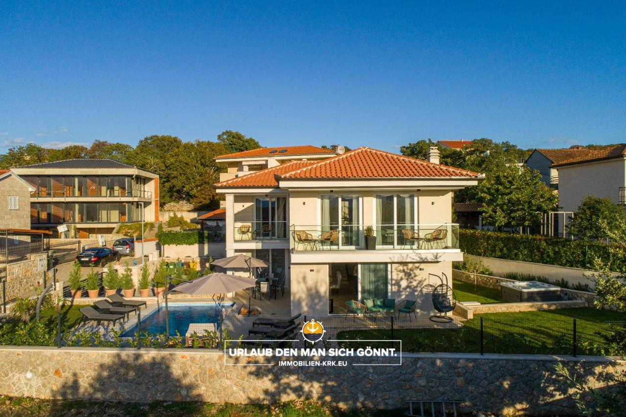 Villa Richard Malinska Exterior foto