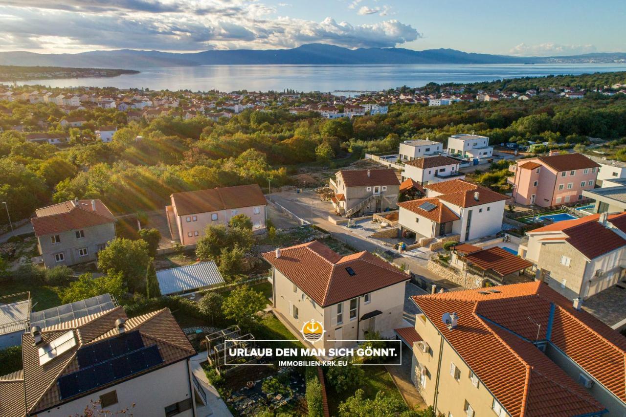 Villa Richard Malinska Exterior foto